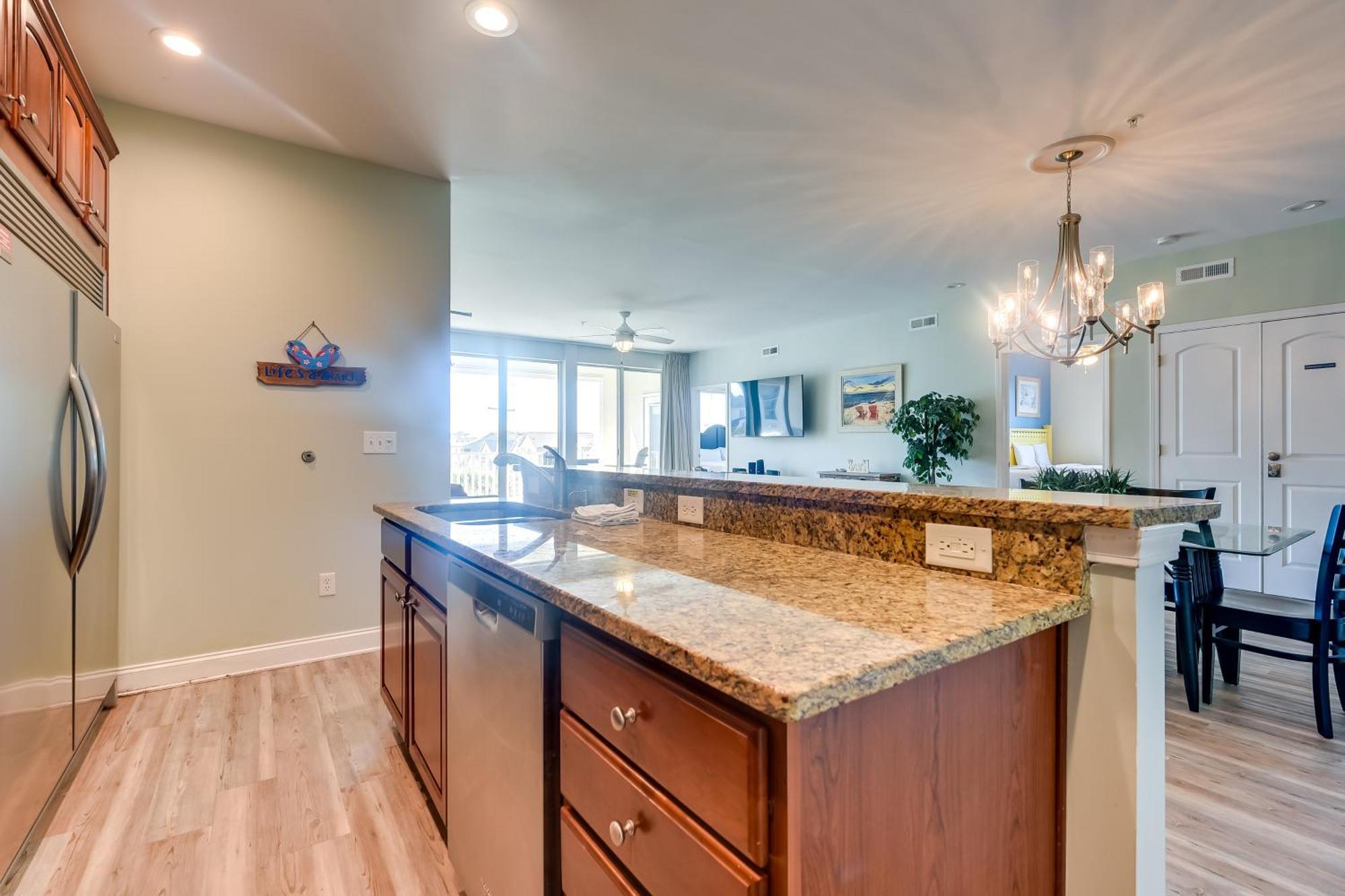 Roomy North Myrtle Beach Condo, Walk To Beach Luaran gambar